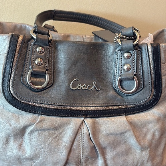 Coach 17096 Ashley tri-color satchel shoulder/Crossbody bag leather gray
EUC - Picture 16 of 17